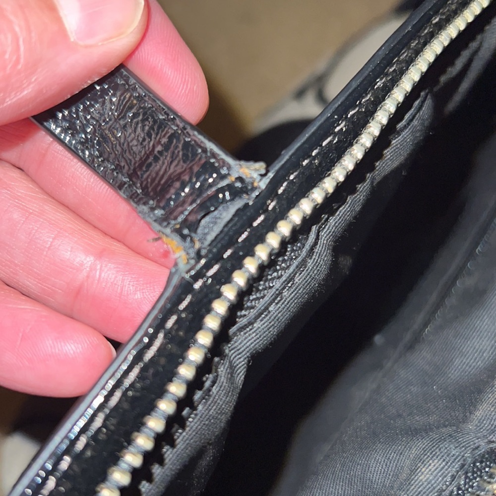 - Coach purse - Picture 6 of 10